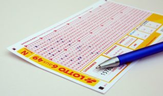 Does Winning the Lottery Affect Your Credit Score?